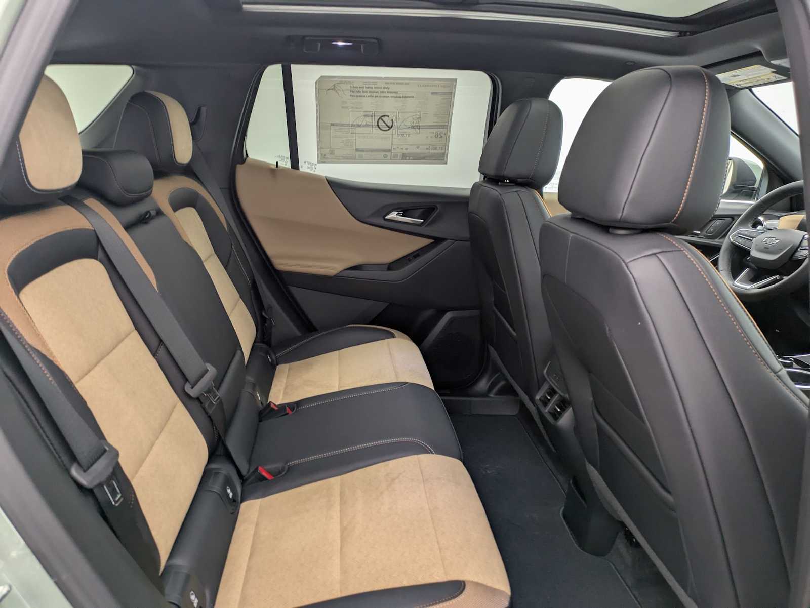 Thumbnail: 2026 Chevrolet Equinox - 23