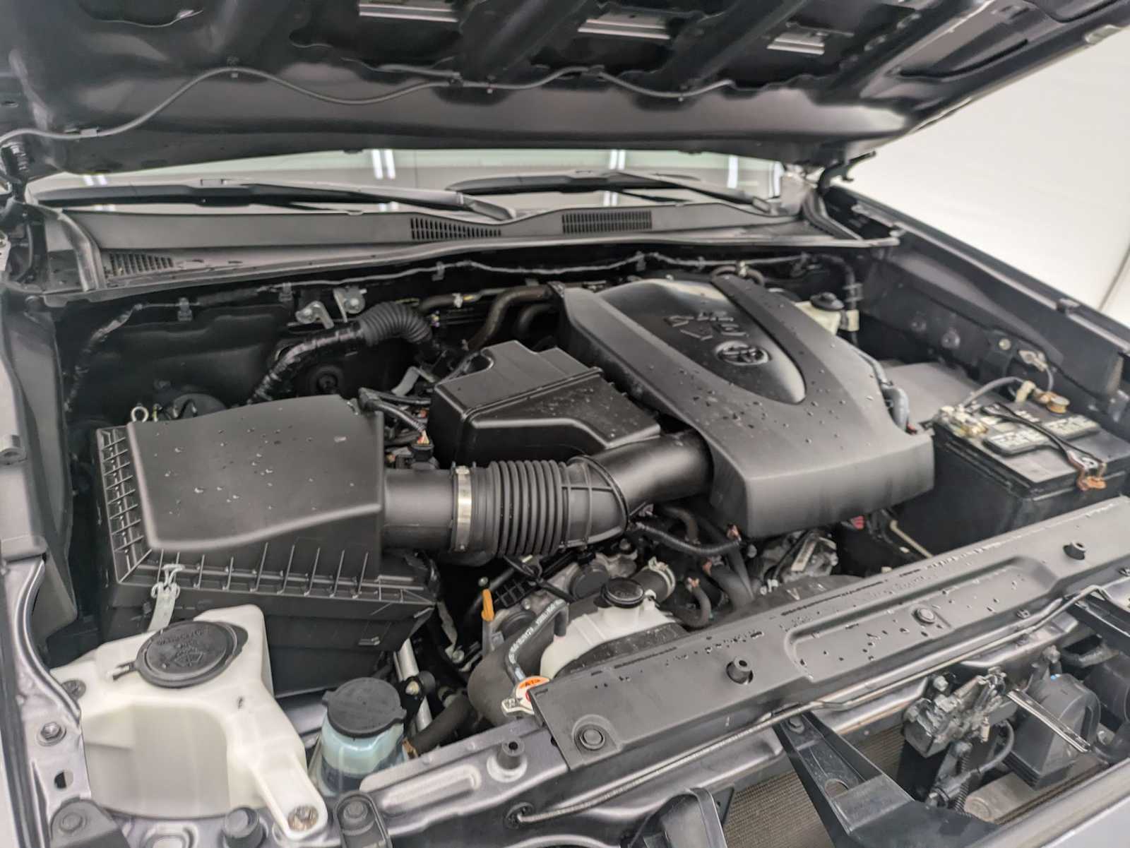 2020 Toyota Tacoma TRD Sport 17