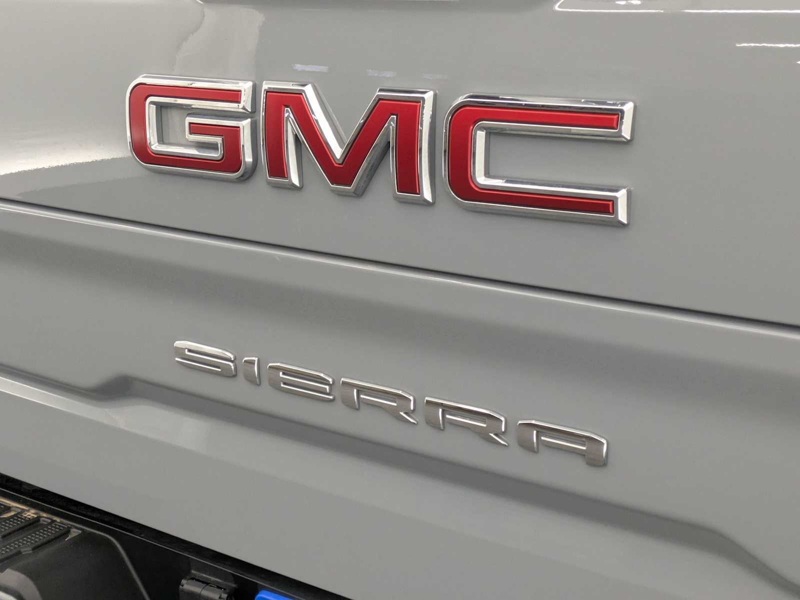 Thumbnail: 2024 GMC Sierra 1500 - 12