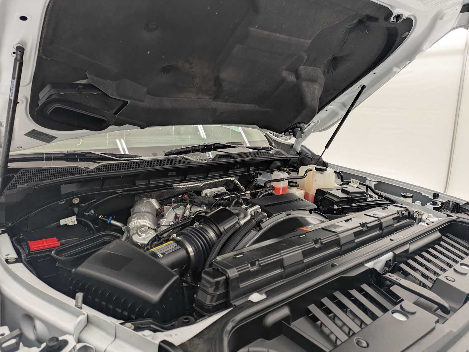 Thumbnail: 2025 GMC Sierra 3500 - 16