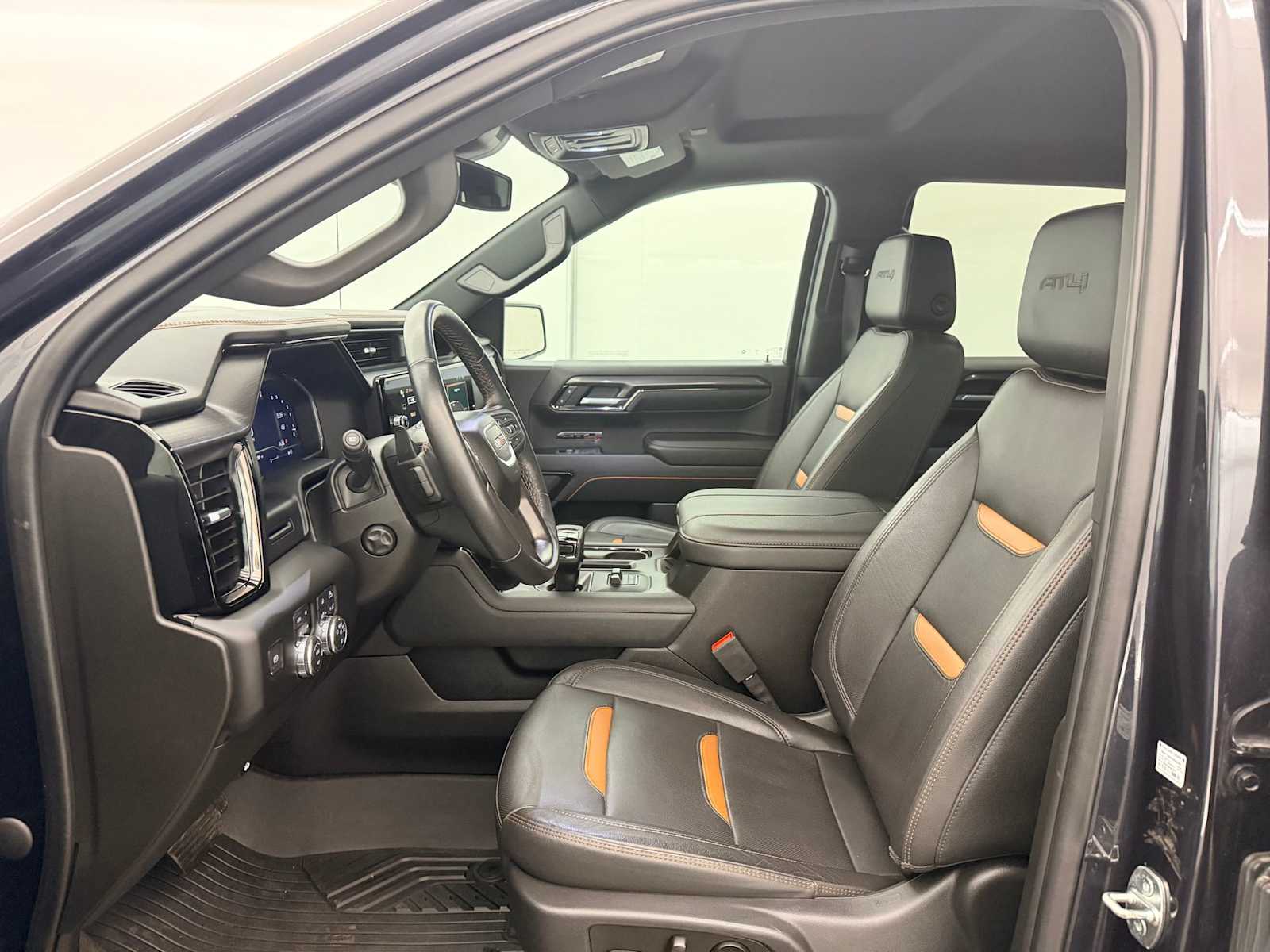 Thumbnail: 2023 GMC Sierra 1500 - 16