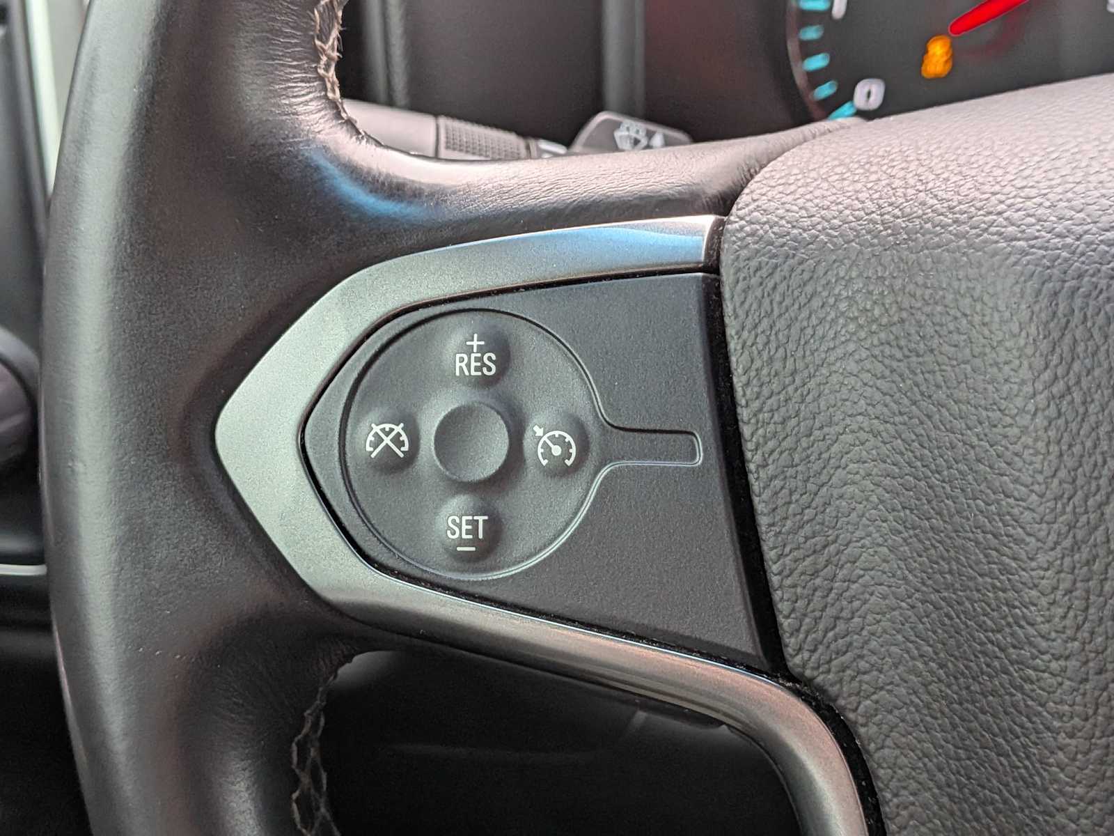 Thumbnail: 2014 Chevrolet Silverado 1500 - 24