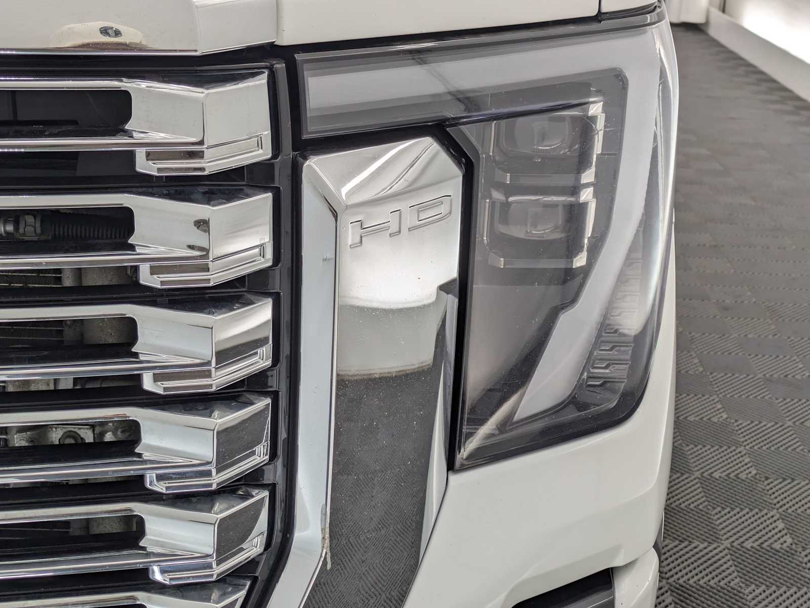 Thumbnail: 2025 GMC Sierra 3500 - 10