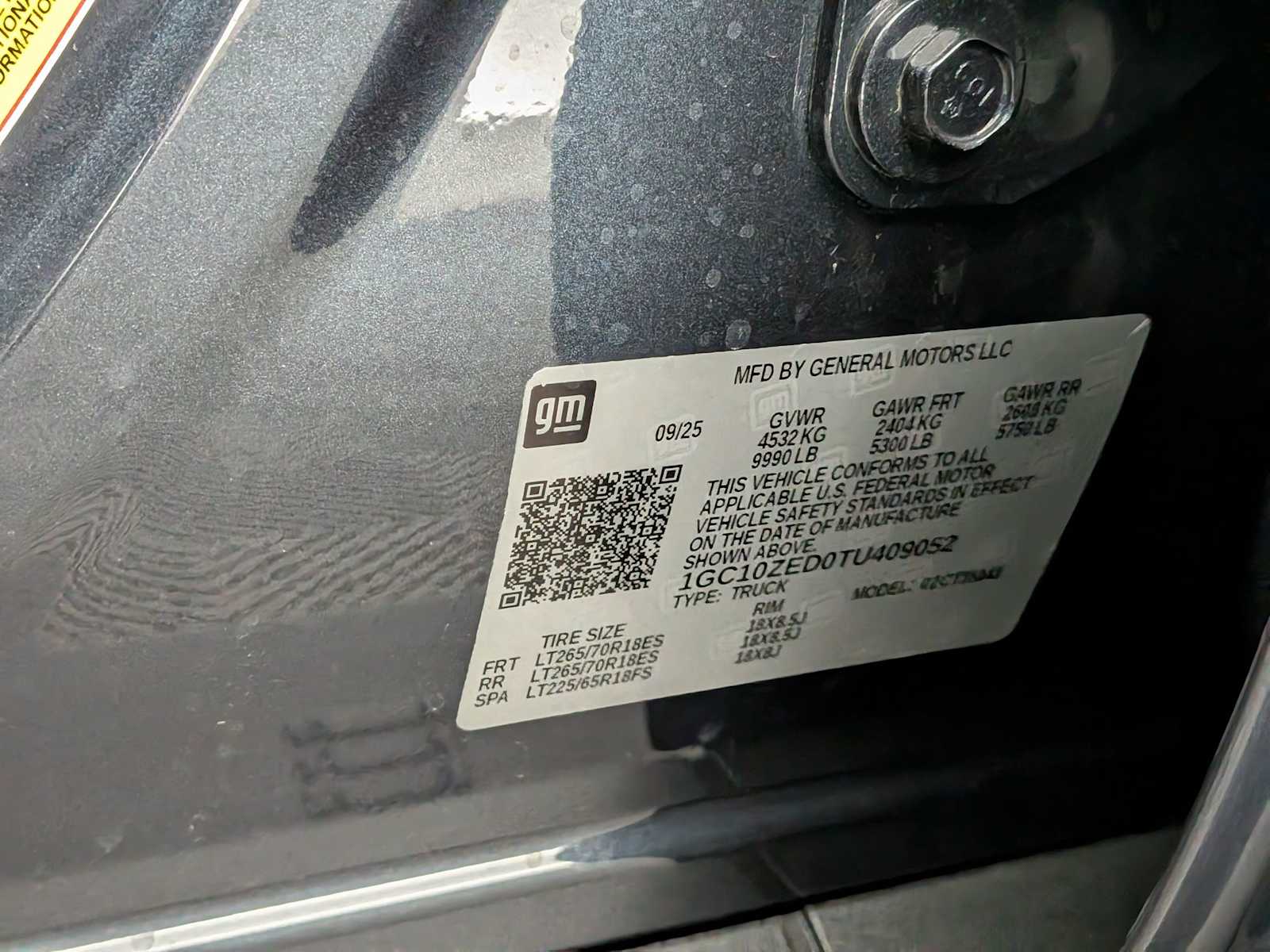 Thumbnail: 2026 Chevrolet Silverado EV - 34