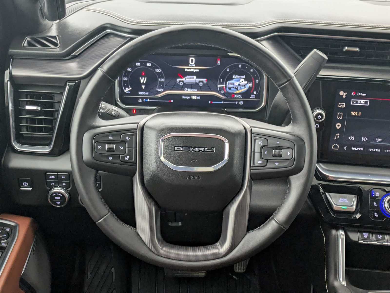 Thumbnail: 2025 GMC Sierra 3500 - 25