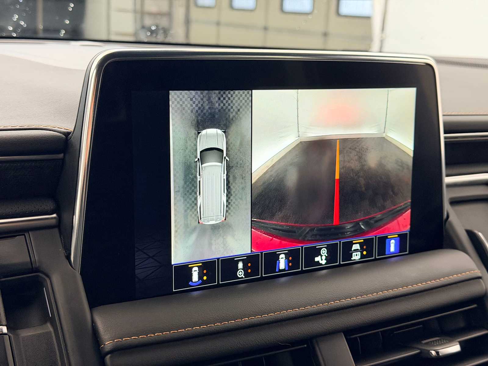 Thumbnail: 2022 GMC Yukon - 30