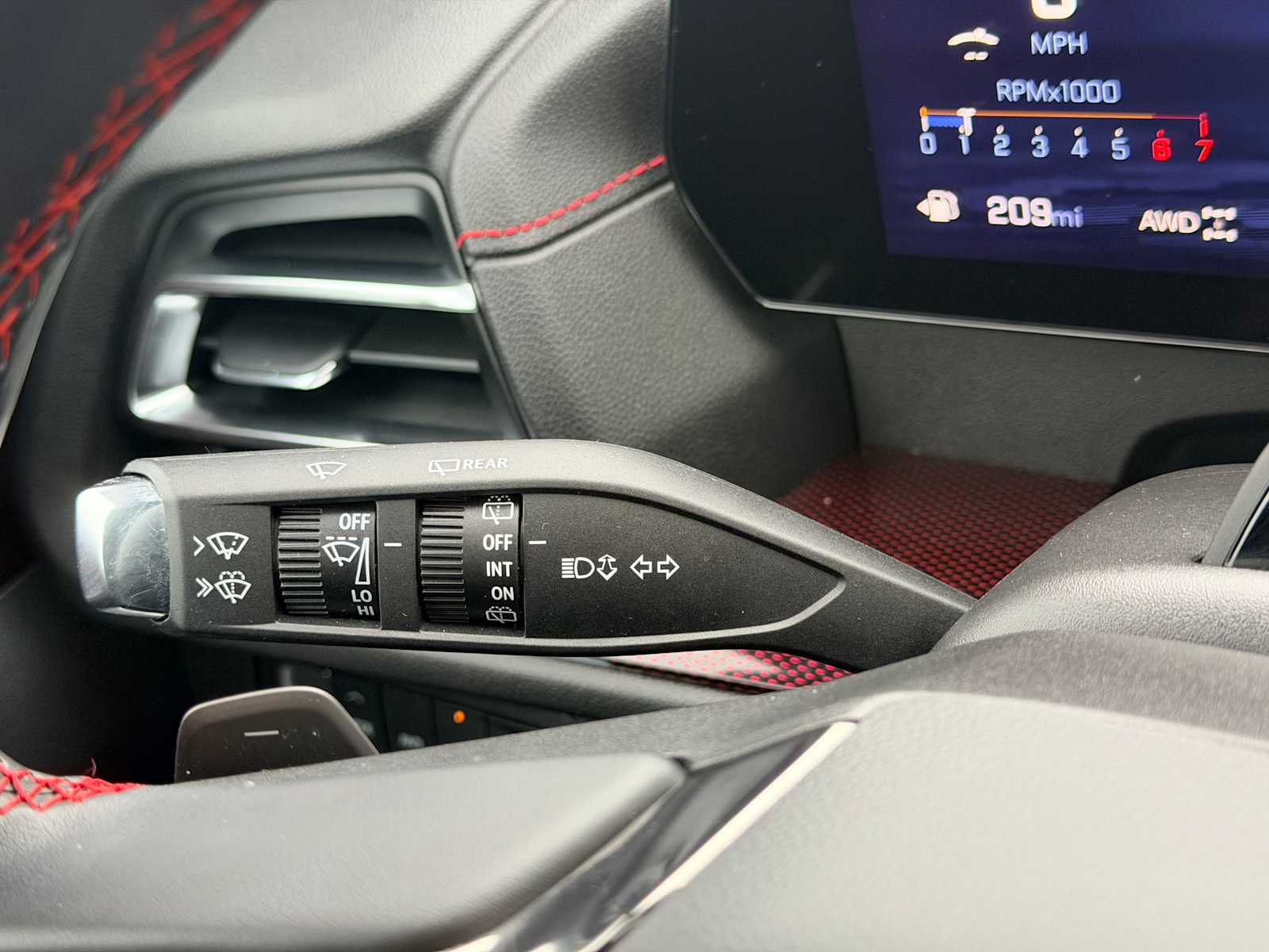 Thumbnail: 2024 Chevrolet Traverse - 27