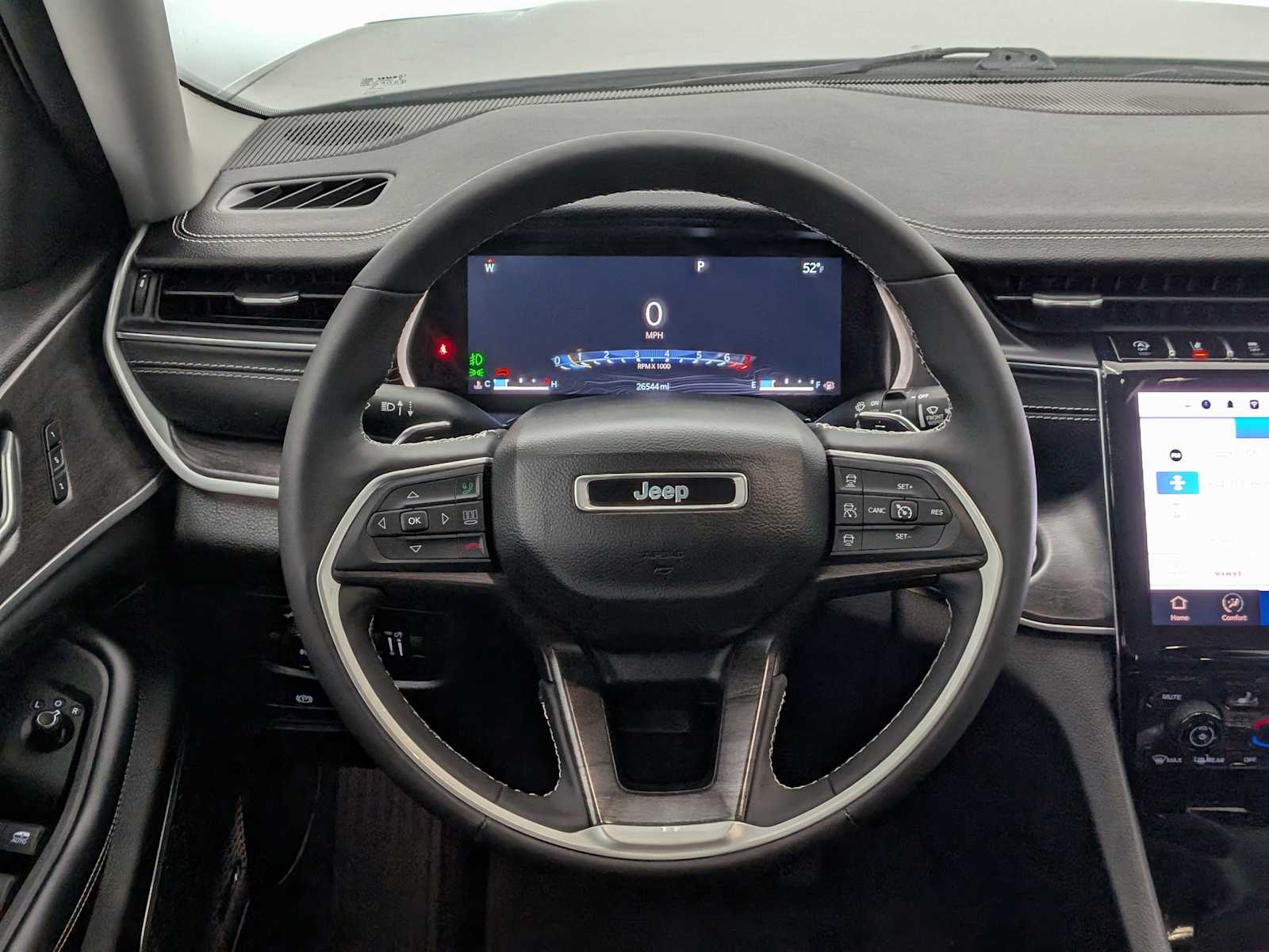 Thumbnail: 2023 Jeep Grand Cherokee - 22