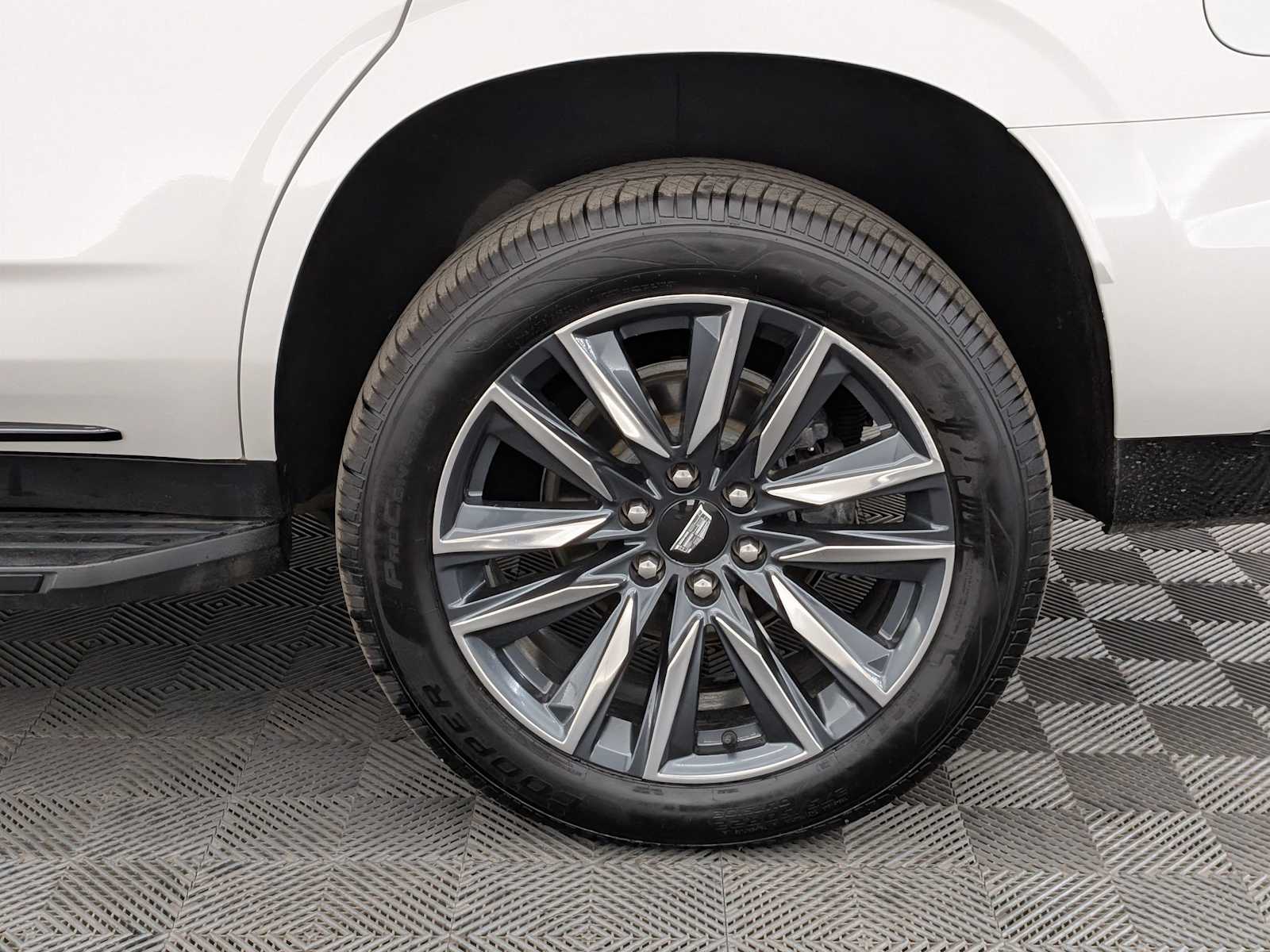 Thumbnail: 2021 Cadillac Escalade - 14