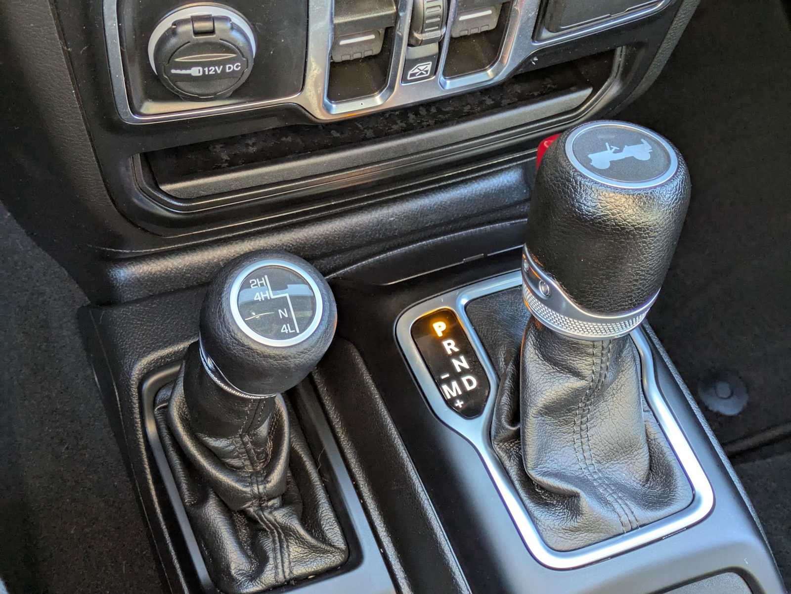 Thumbnail: 2022 Jeep Wrangler - 30