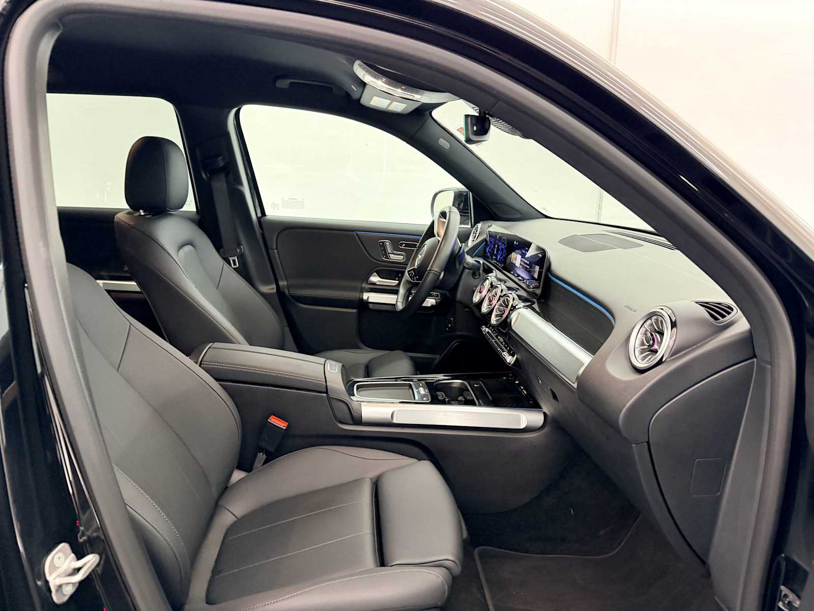 Thumbnail: 2024 Mercedes-Benz EQB - 21