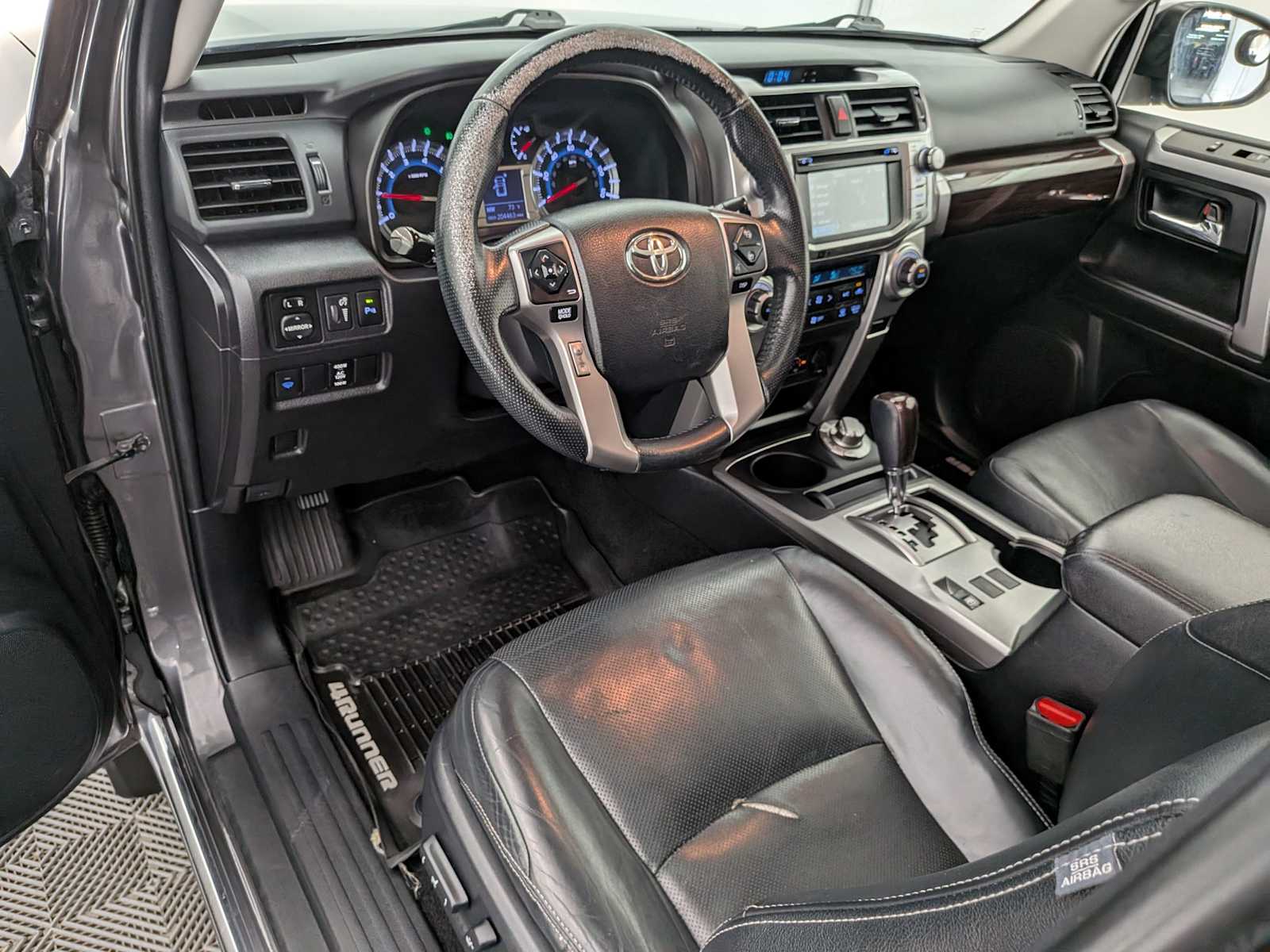 Thumbnail: 2016 Toyota 4Runner - 2