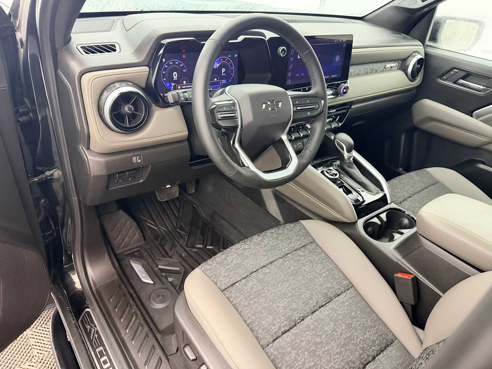 Thumbnail: 2024 Chevrolet Colorado - 2