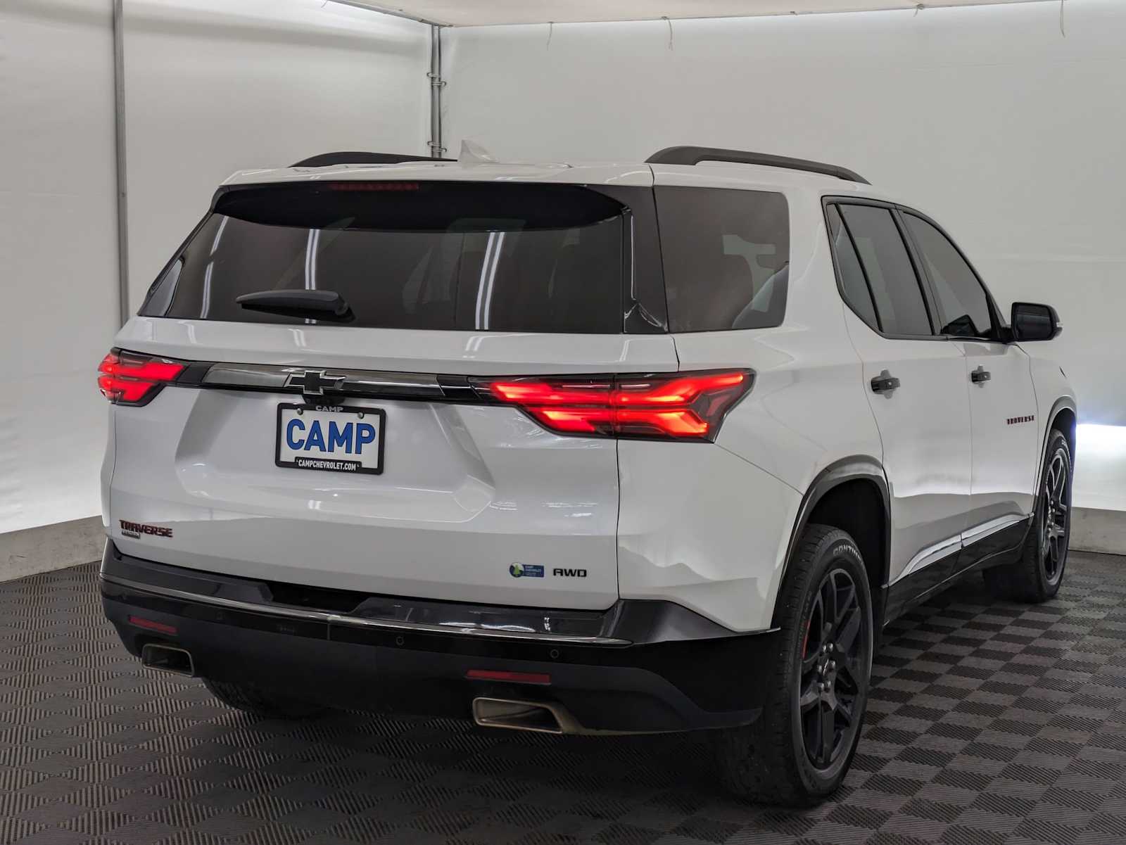 Thumbnail: 2024 Chevrolet Traverse - 6