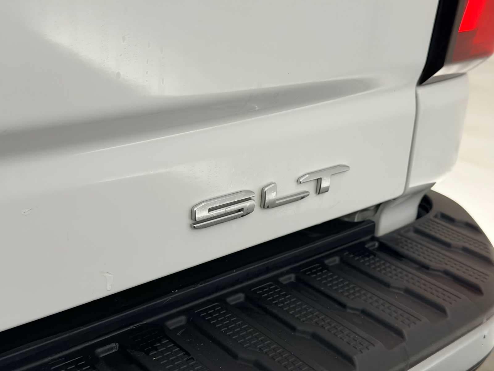 Thumbnail: 2025 GMC Sierra 3500 - 15