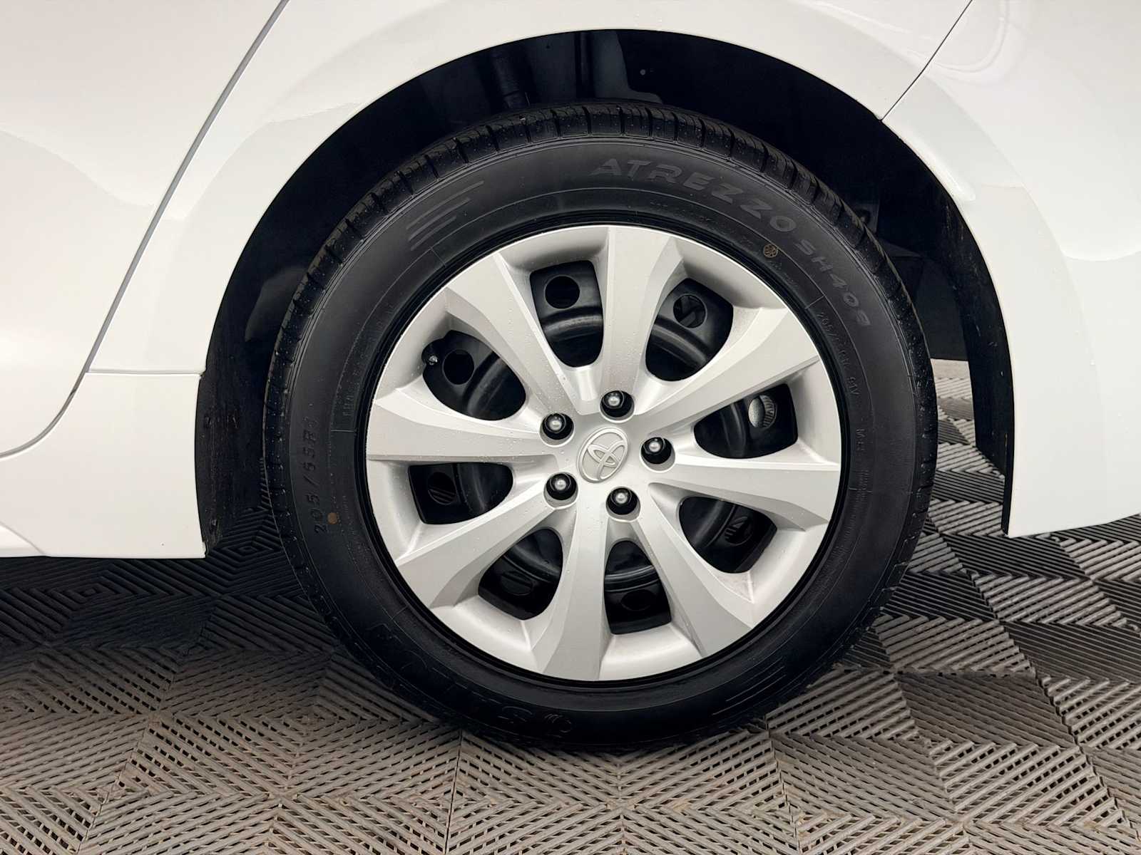 Thumbnail: 2024 Toyota Corolla - 14