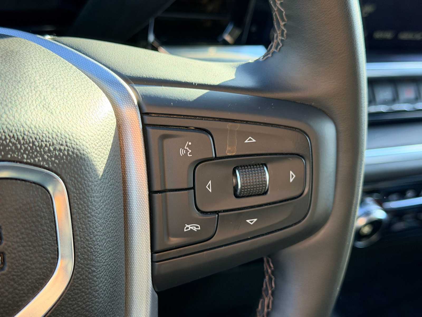 Thumbnail: 2025 GMC Sierra 3500 - 27