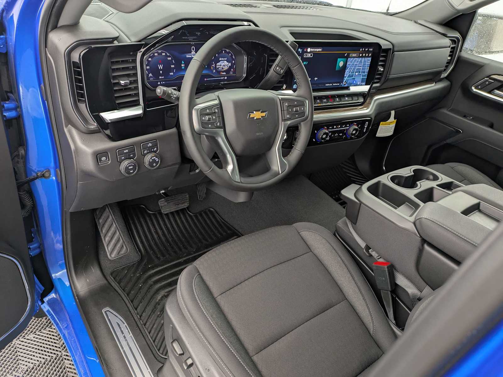 Thumbnail: 2025 Chevrolet Silverado 1500 - 2