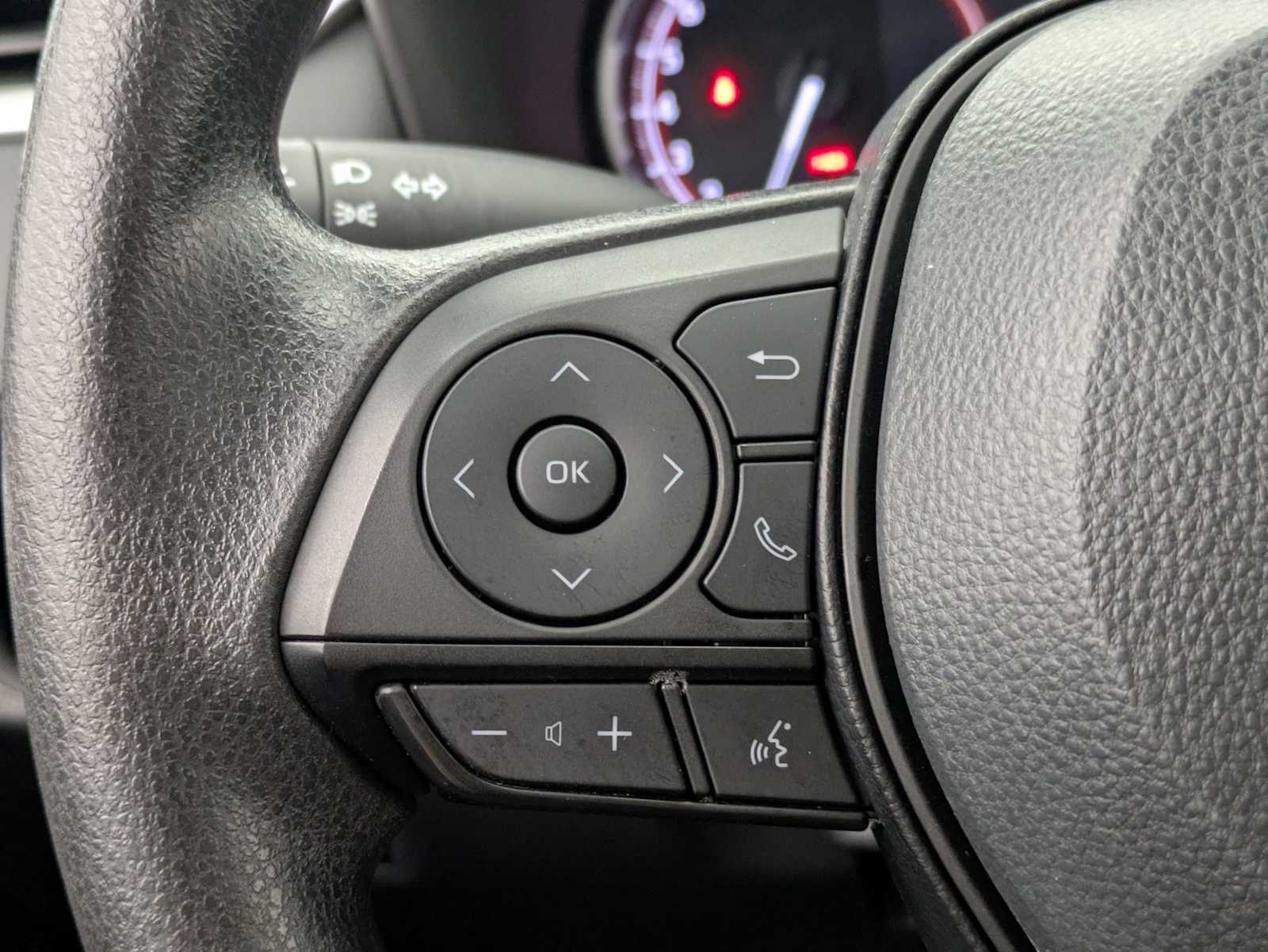 Thumbnail: 2024 Toyota RAV4 - 22