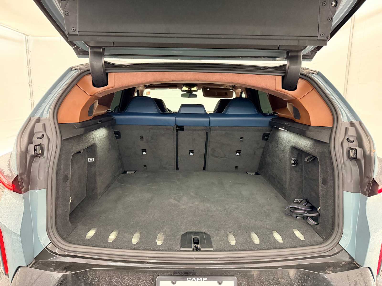 Thumbnail: 2023 BMW XM - 33