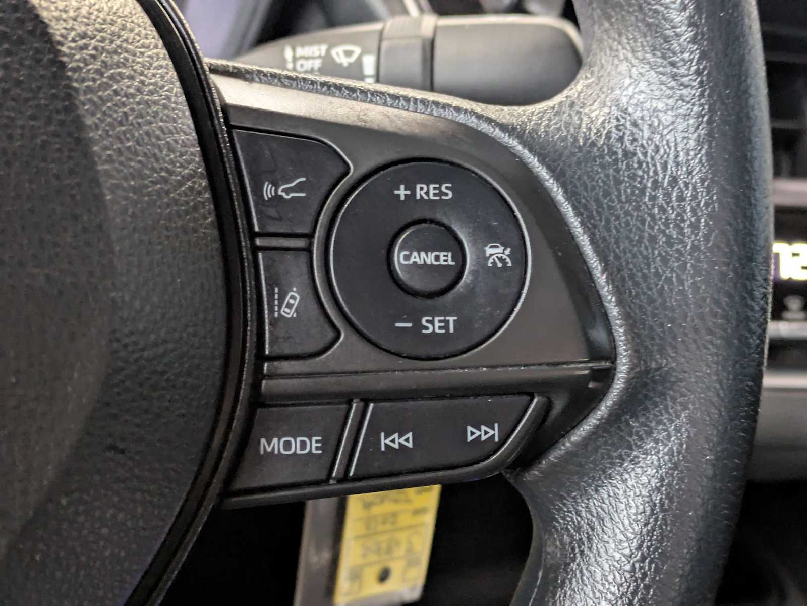 Thumbnail: 2022 Toyota Corolla - 25