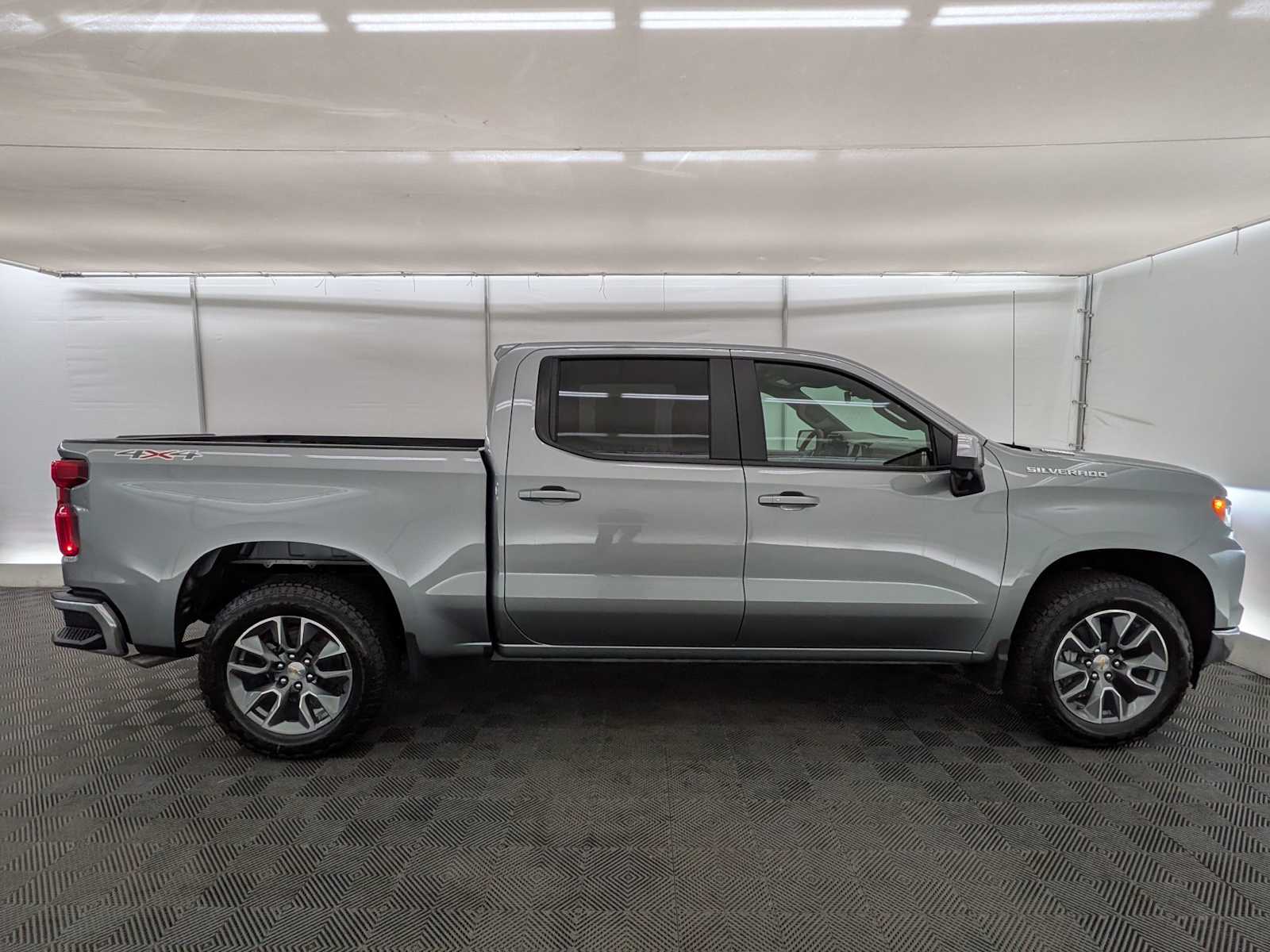 Thumbnail: 2026 Chevrolet Silverado 1500 - 7