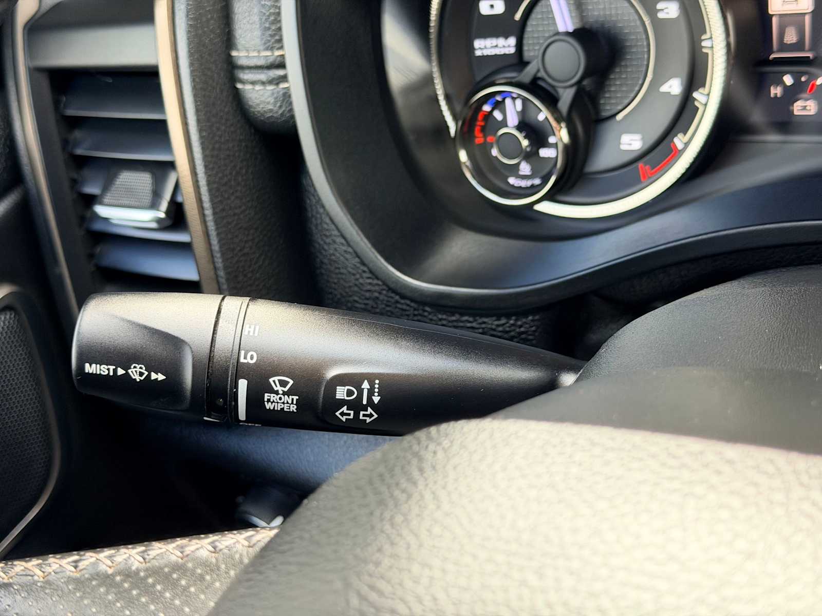 Thumbnail: 2021 RAM 1500 - 28