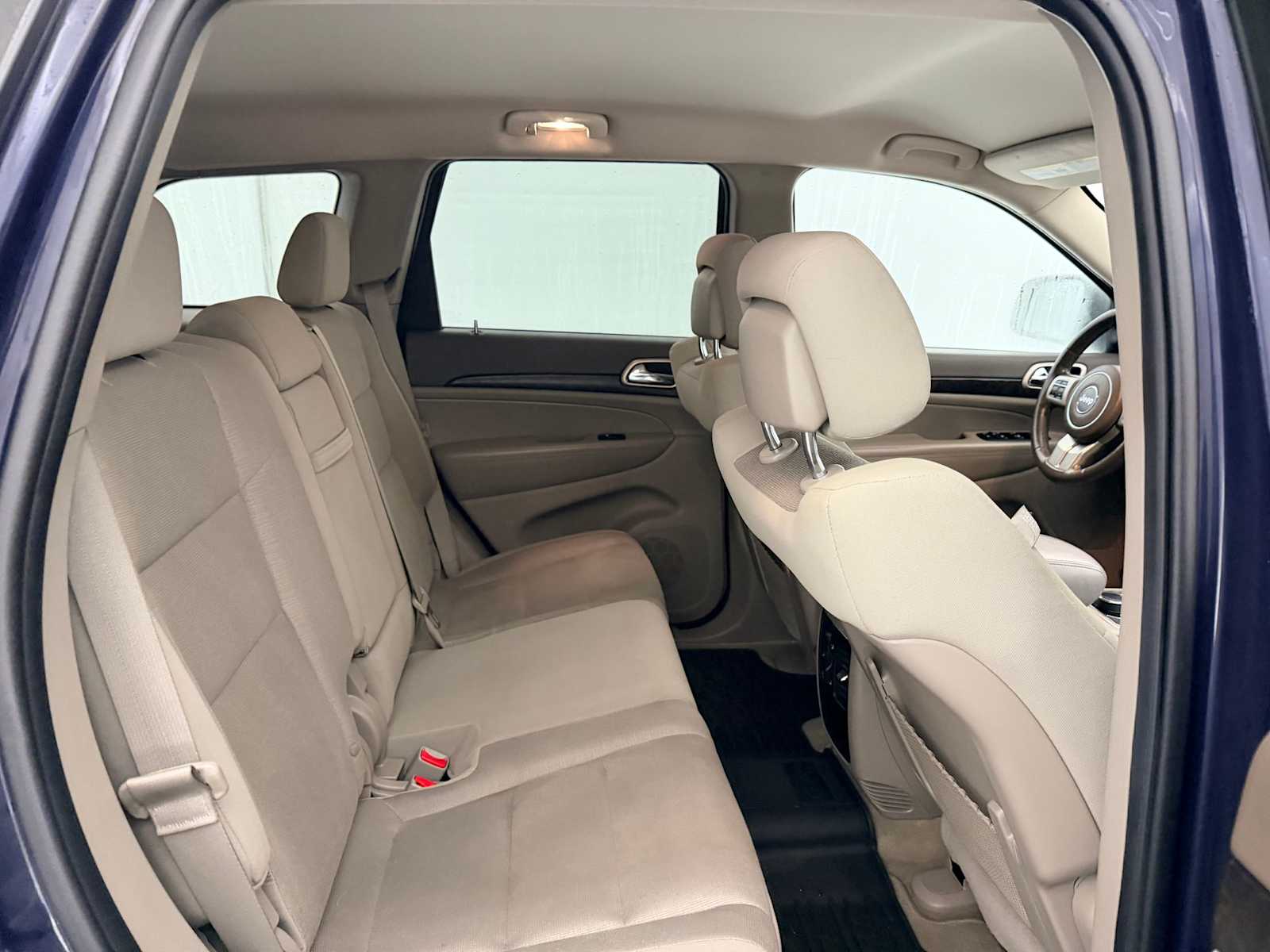 Thumbnail: 2012 Jeep Grand Cherokee - 20