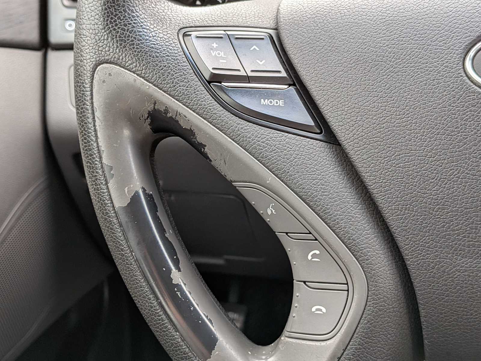 Thumbnail: 2011 Hyundai Sonata - 23