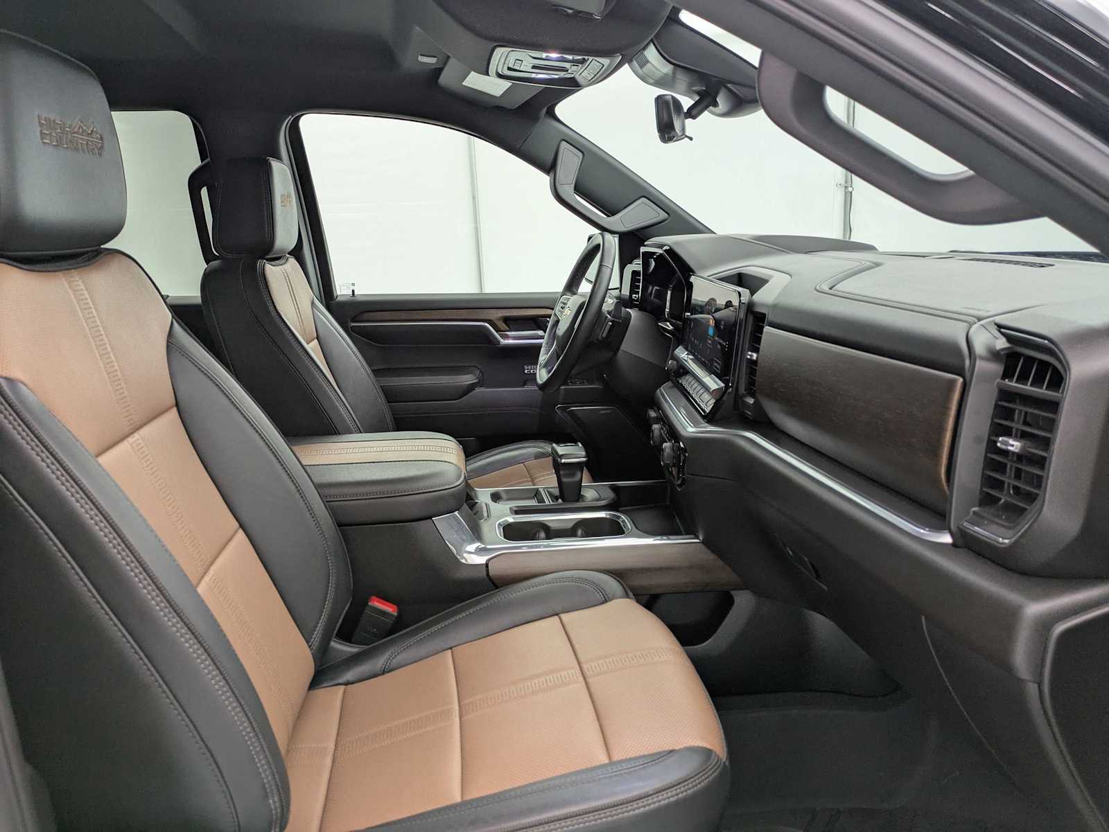 Thumbnail: 2024 Chevrolet Silverado 1500 - 24