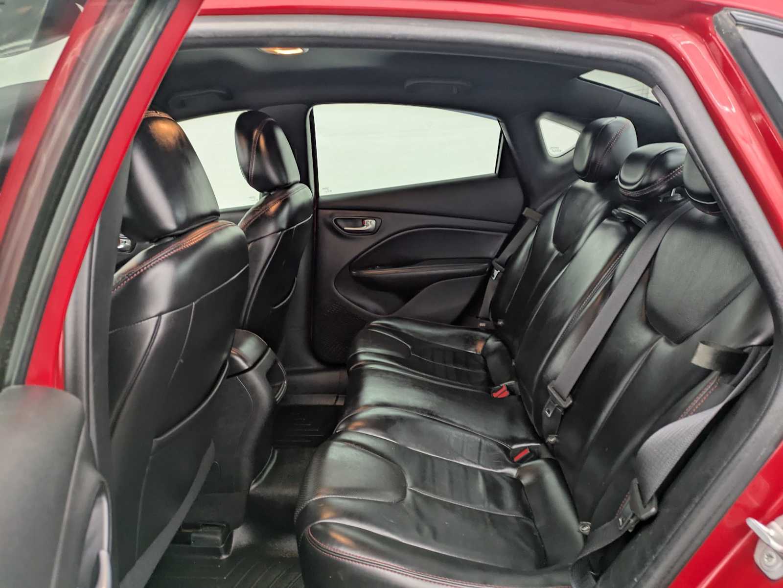 Thumbnail: 2016 Dodge Dart - 20