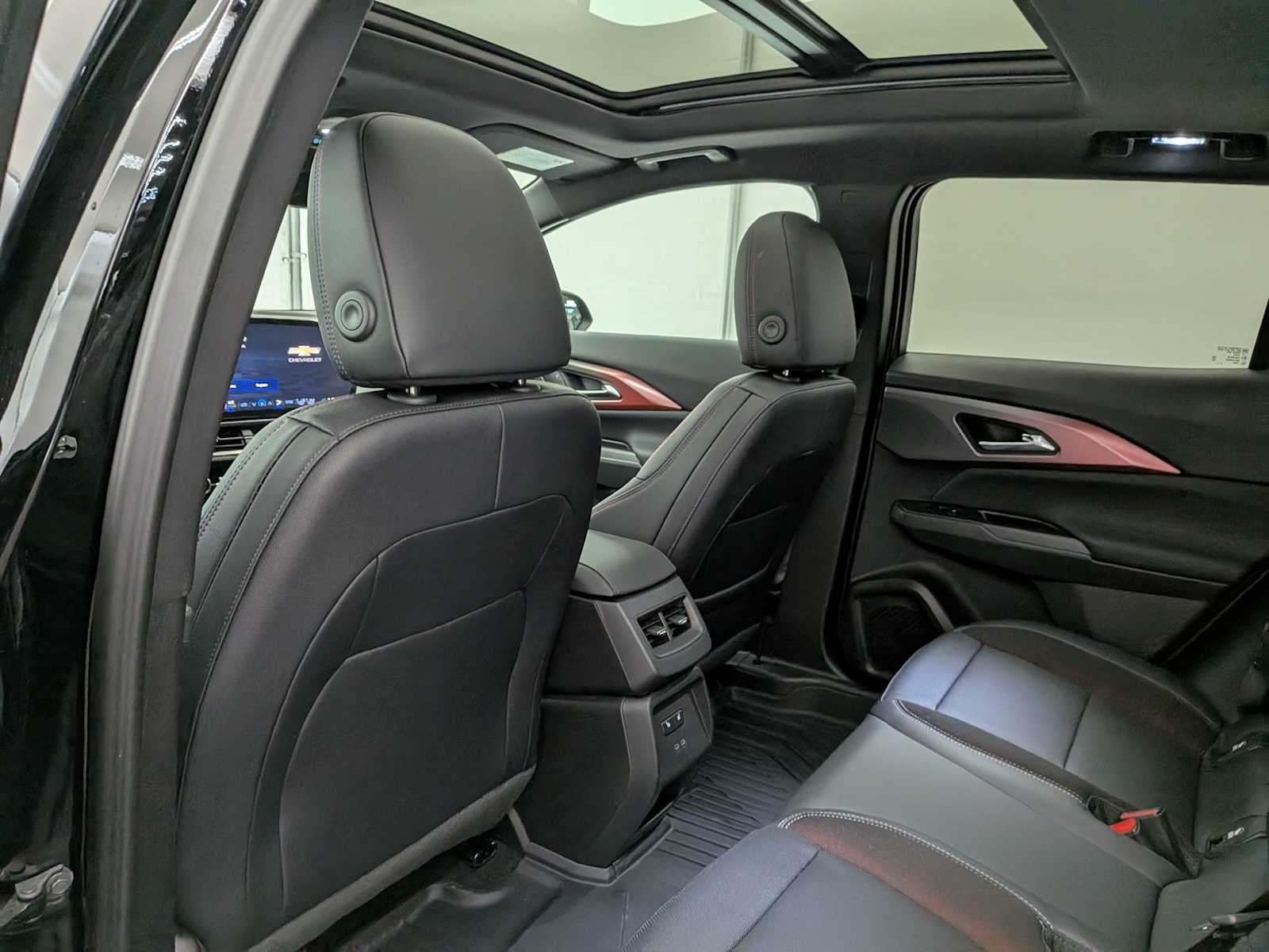 Thumbnail: 2026 Chevrolet Equinox - 19