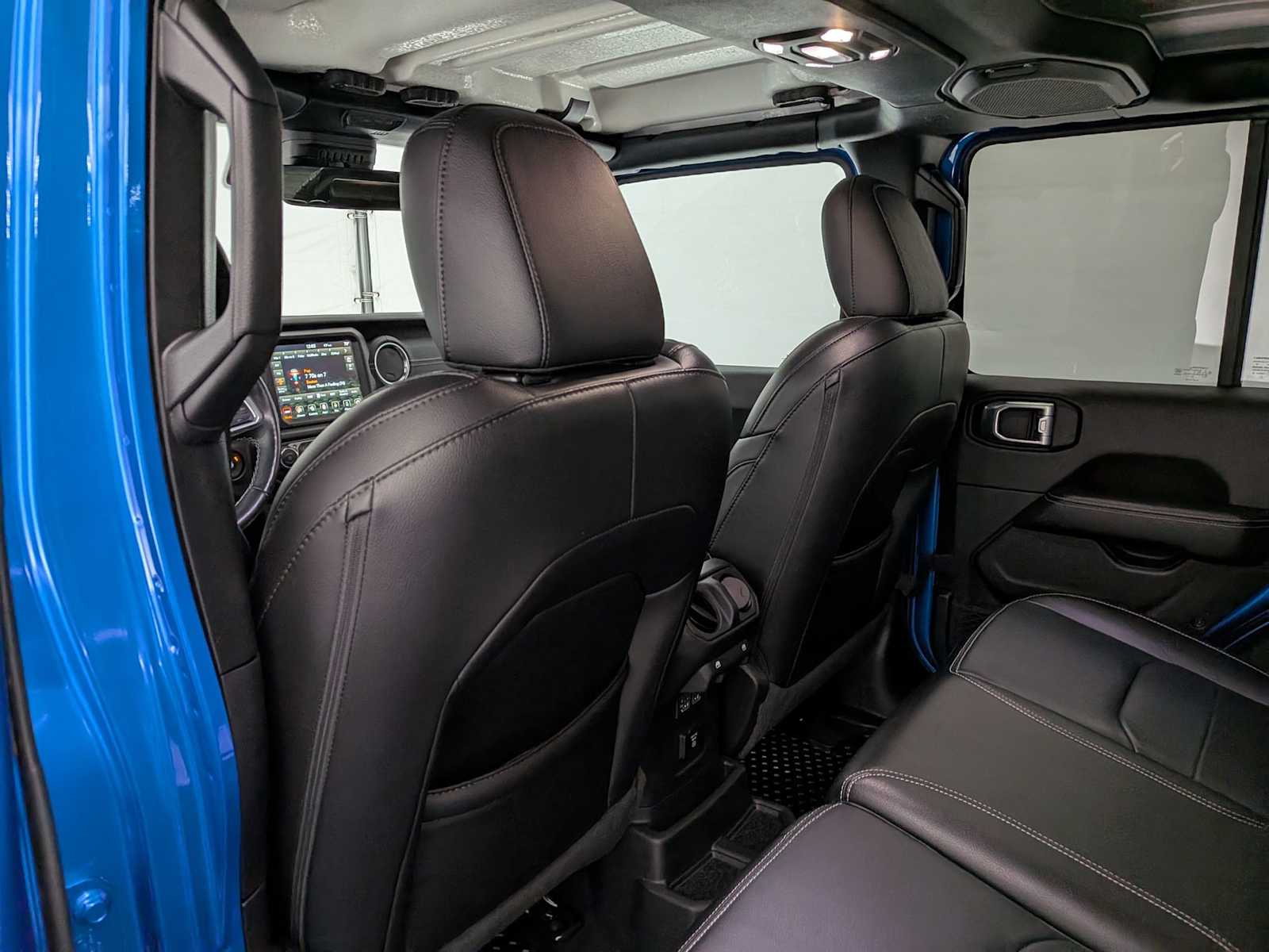 Thumbnail: 2021 Jeep Wrangler - 19