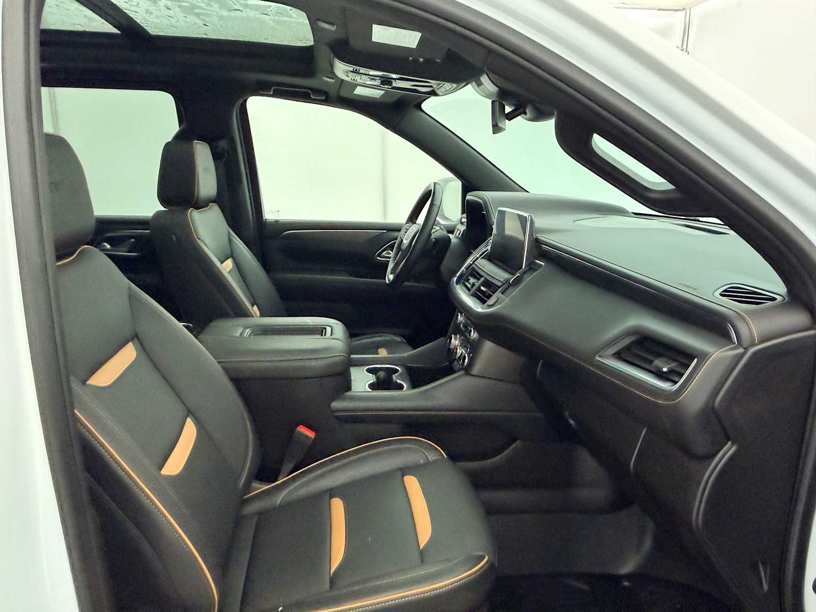 Thumbnail: 2024 GMC Yukon - 25