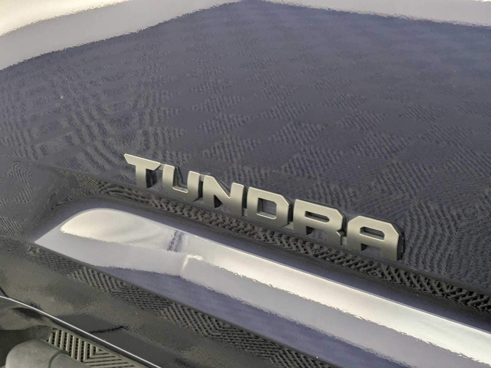 Thumbnail: 2024 Toyota Tundra - 11