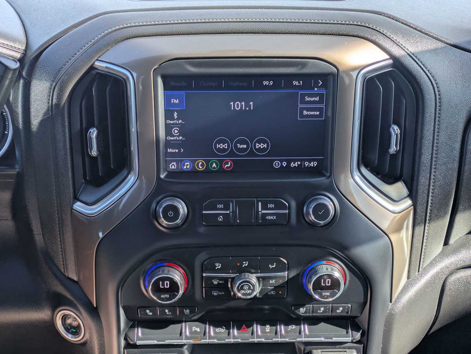 Thumbnail: 2022 Chevrolet Silverado 3500 - 30