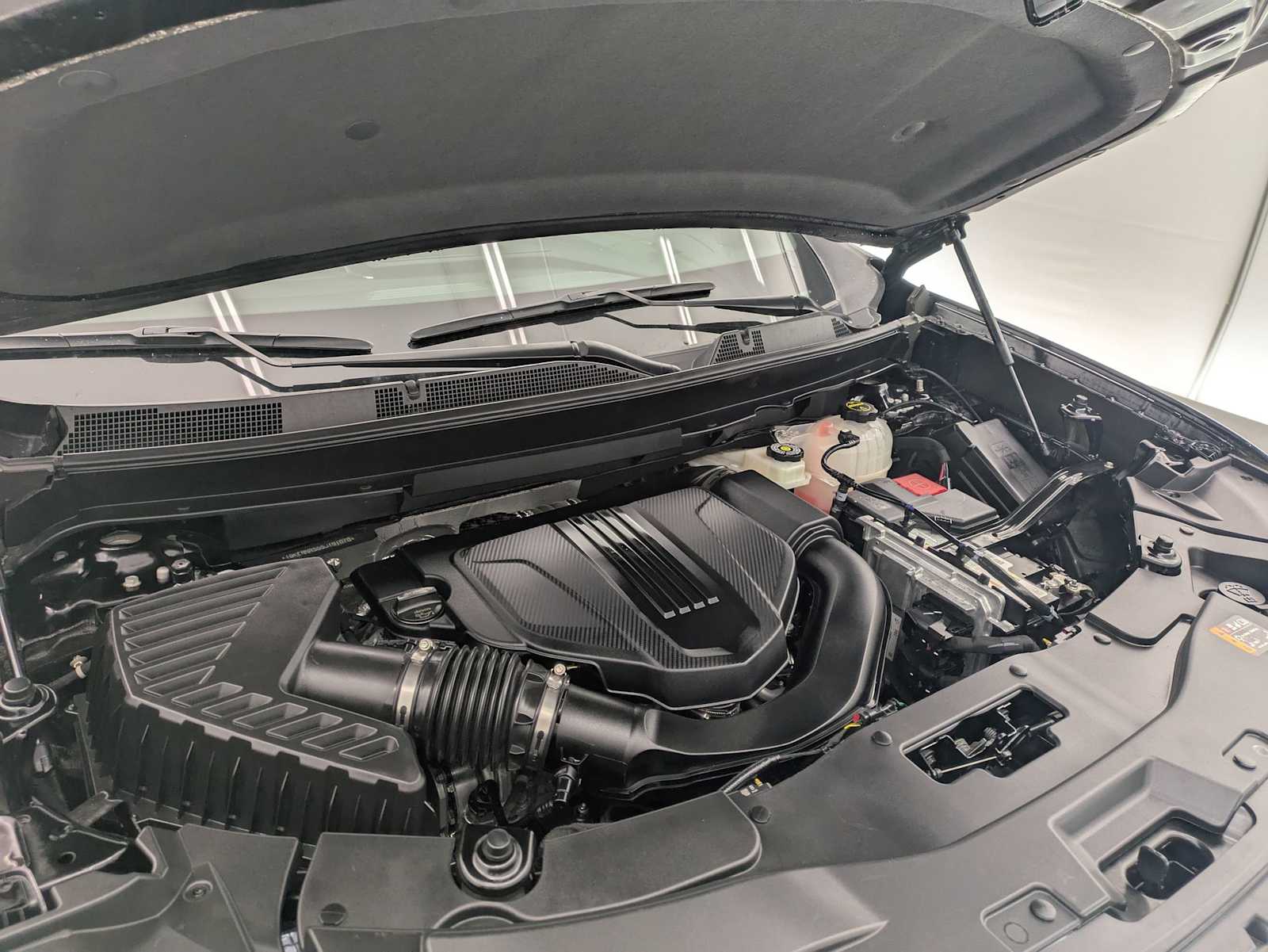 Thumbnail: 2025 GMC Acadia - 15