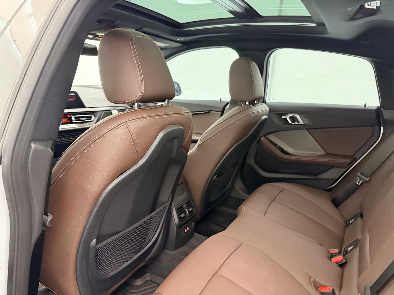 Thumbnail: 2024 BMW 2 Series - 17