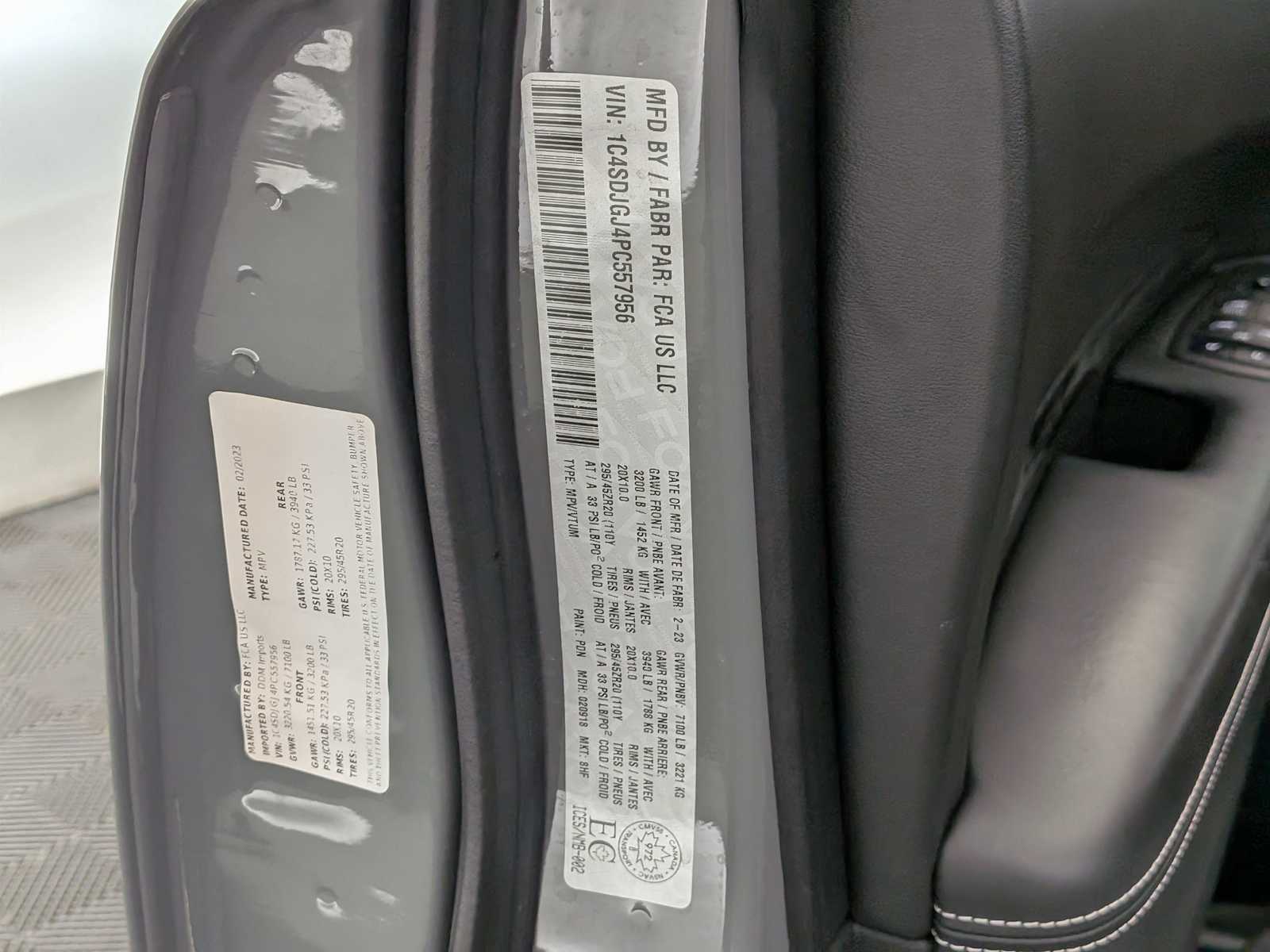 Thumbnail: 2023 Dodge Durango - 36