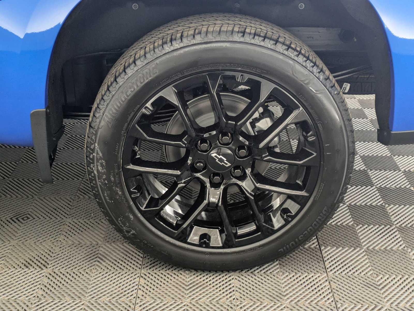 Thumbnail: 2025 Chevrolet Silverado 1500 - 16