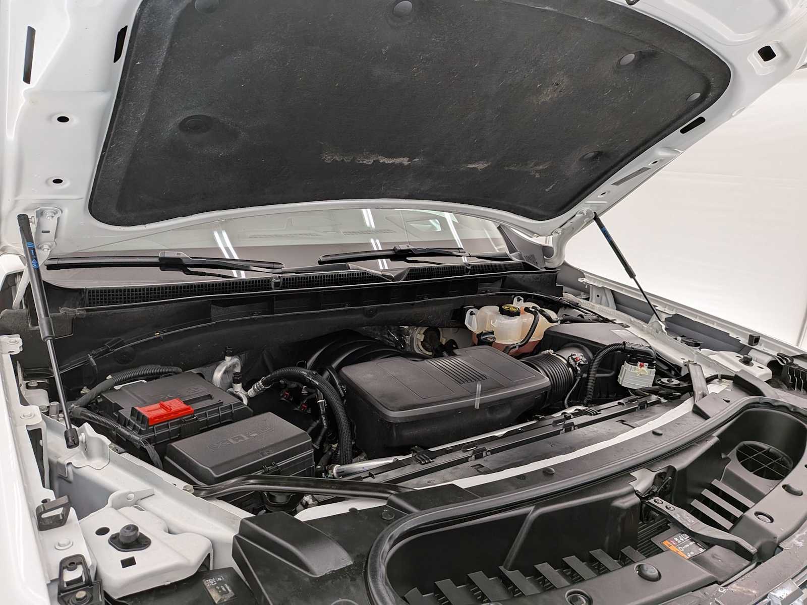 Thumbnail: 2023 GMC Yukon - 17