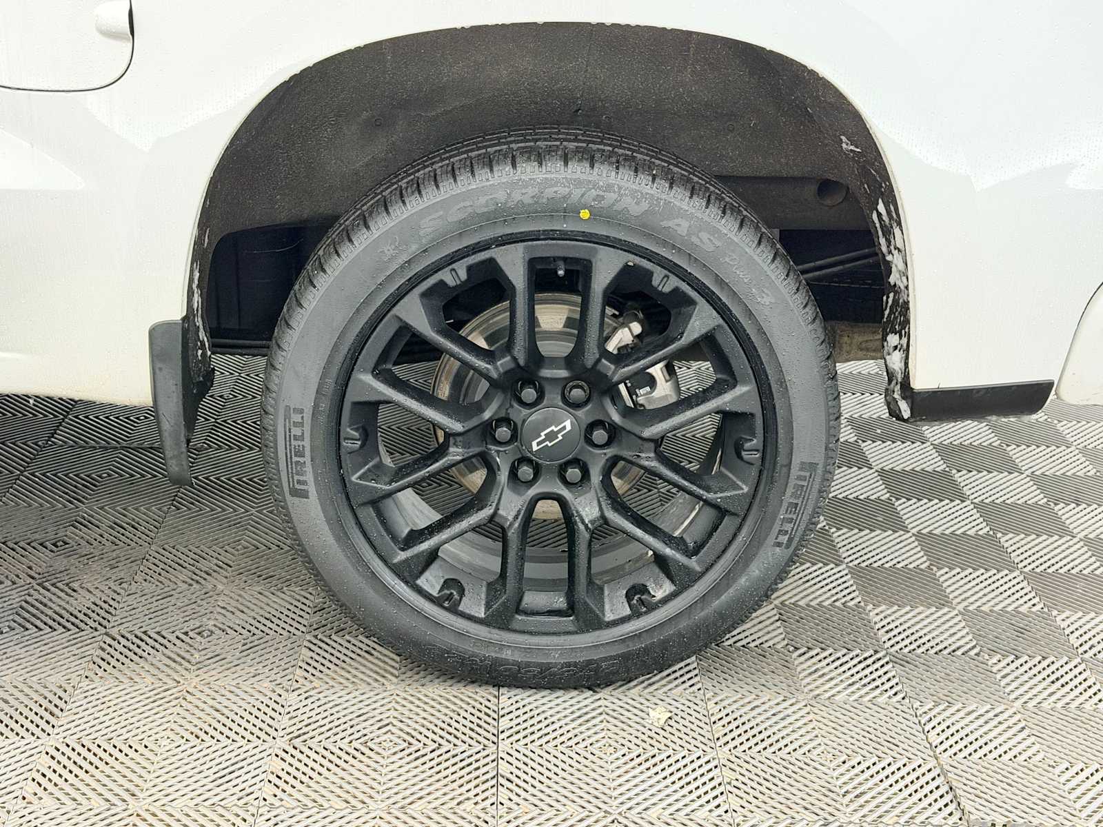 Thumbnail: 2024 Chevrolet Silverado 1500 - 16