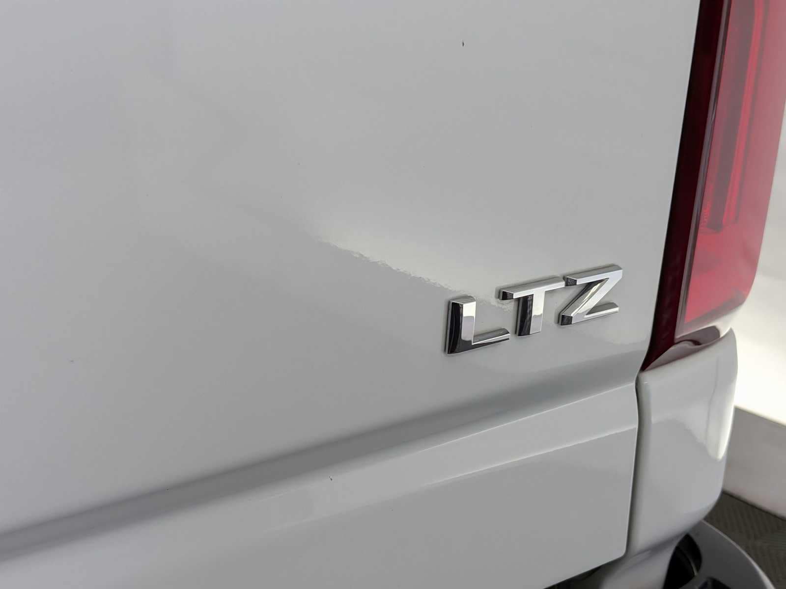 Thumbnail: 2020 Chevrolet Silverado 3500 - 15