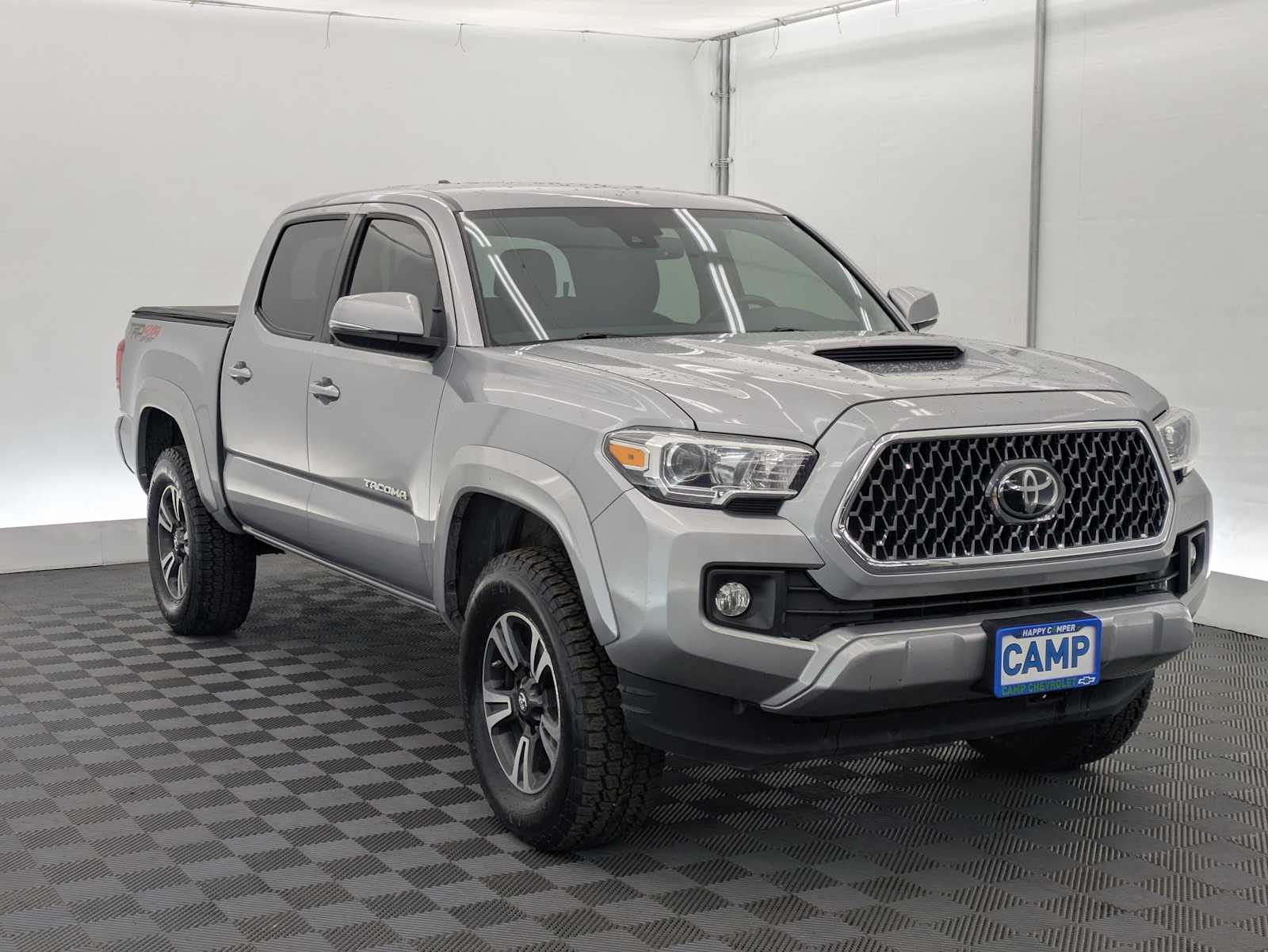 Thumbnail: 2019 Toyota Tacoma - 8