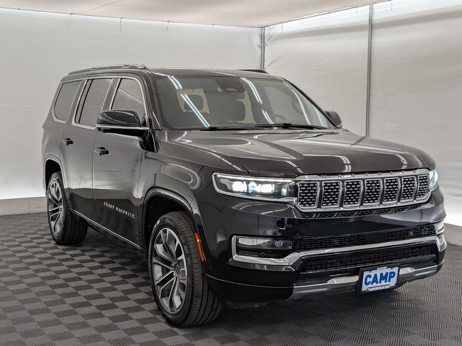 Thumbnail: 2023 Jeep Grand Wagoneer - 8