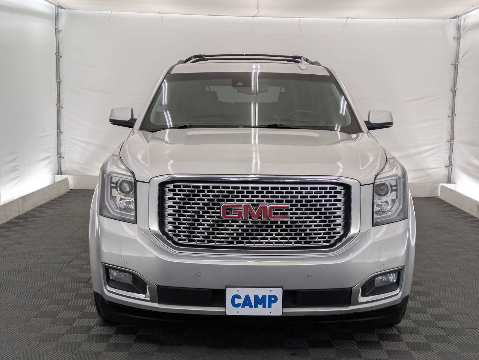 2015 GMC Yukon XL Denali 9