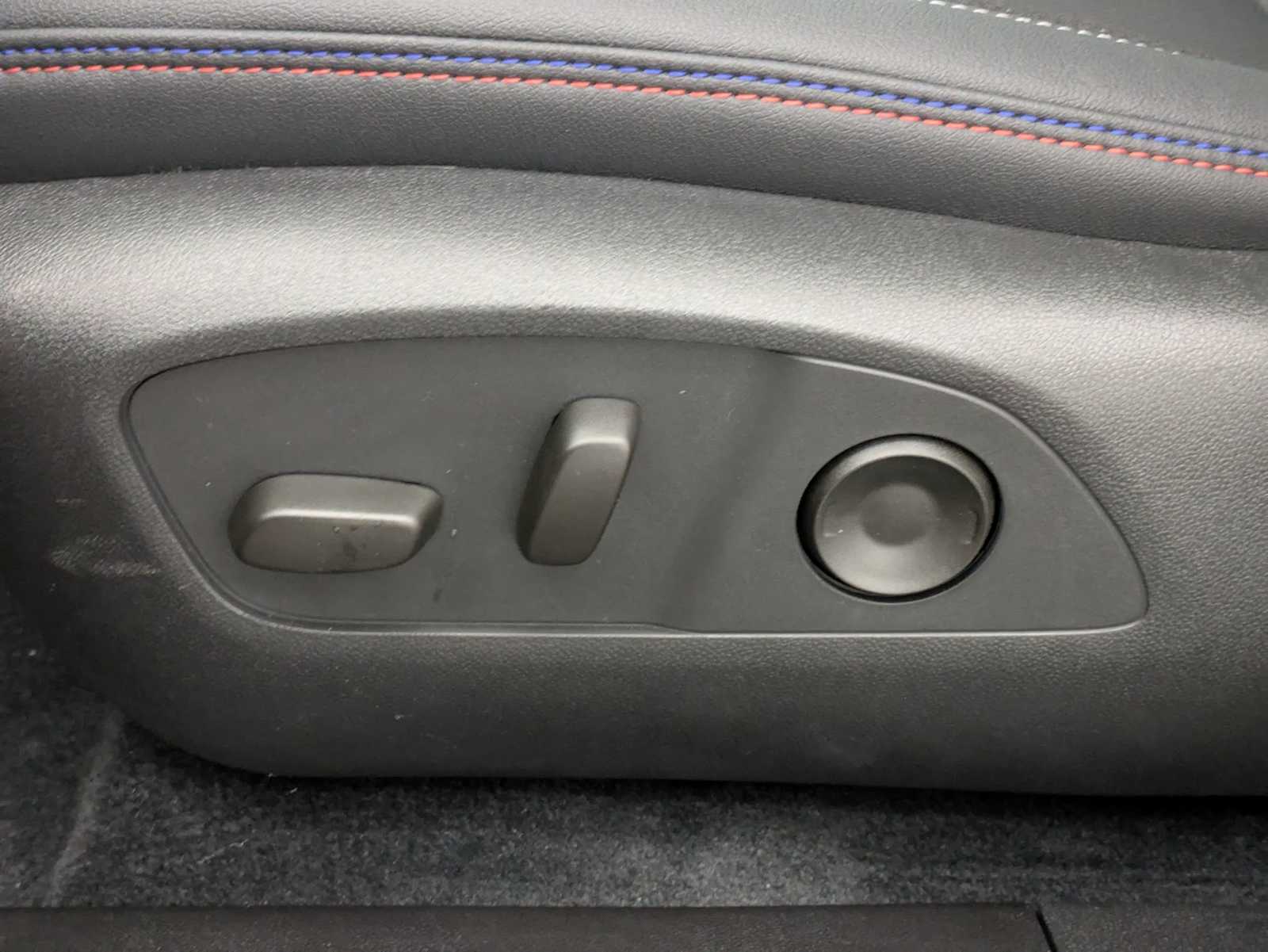 Thumbnail: 2026 Chevrolet Equinox - 18