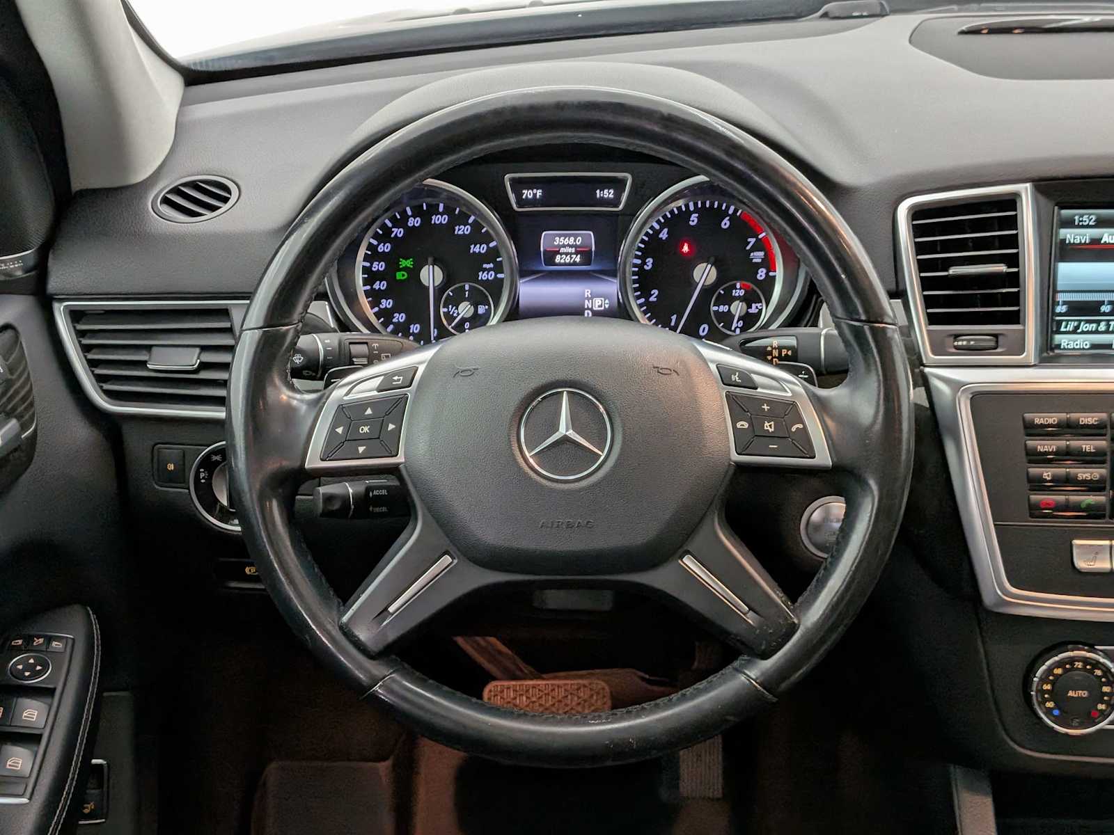 Thumbnail: 2015 Mercedes-Benz M-Class - 24