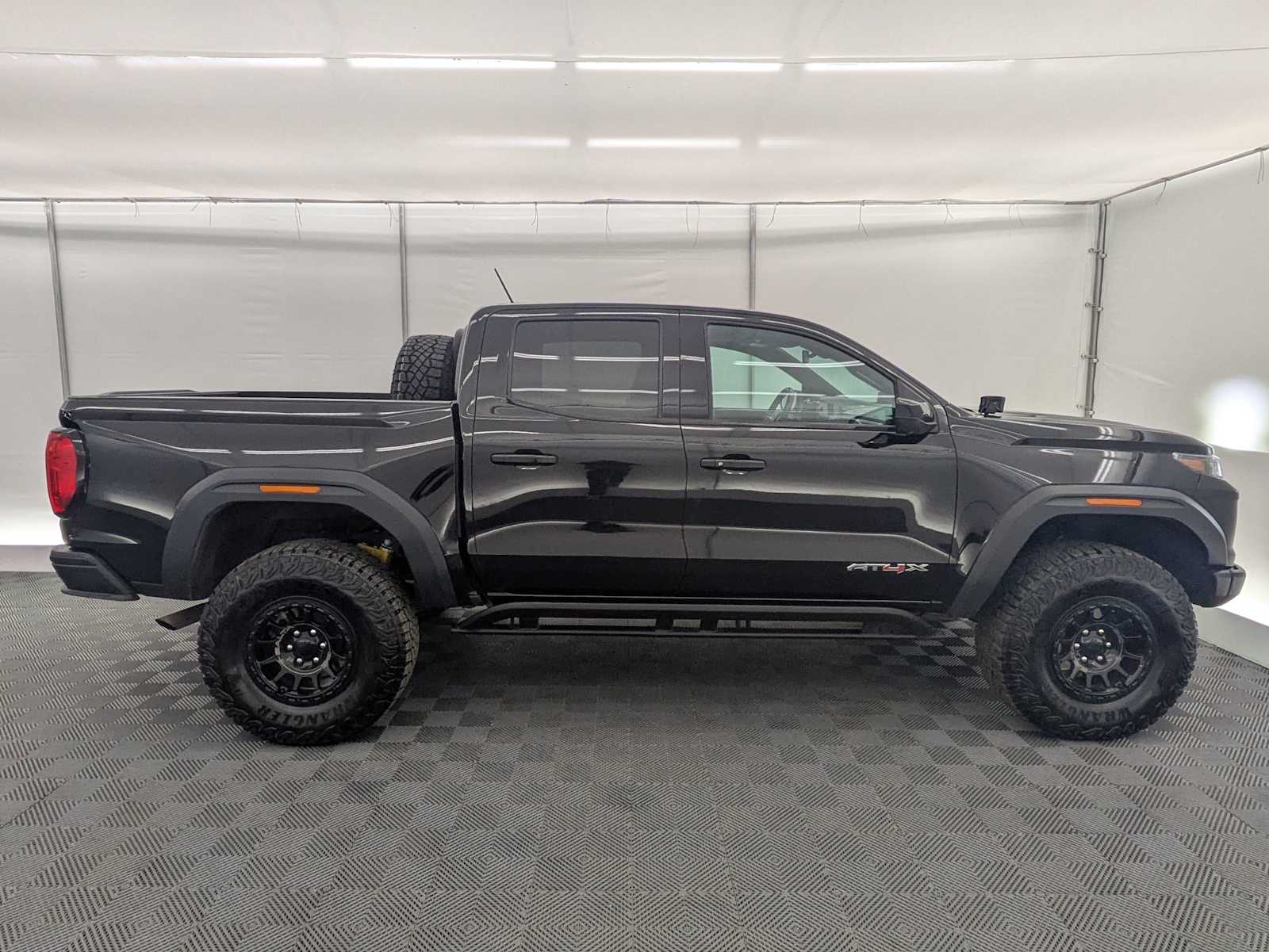 Thumbnail: 2024 GMC Canyon - 7