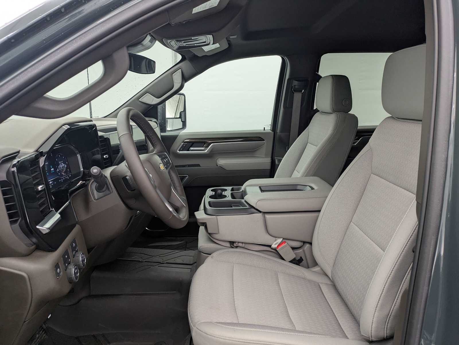 Thumbnail: 2025 Chevrolet Silverado 2500 - 18